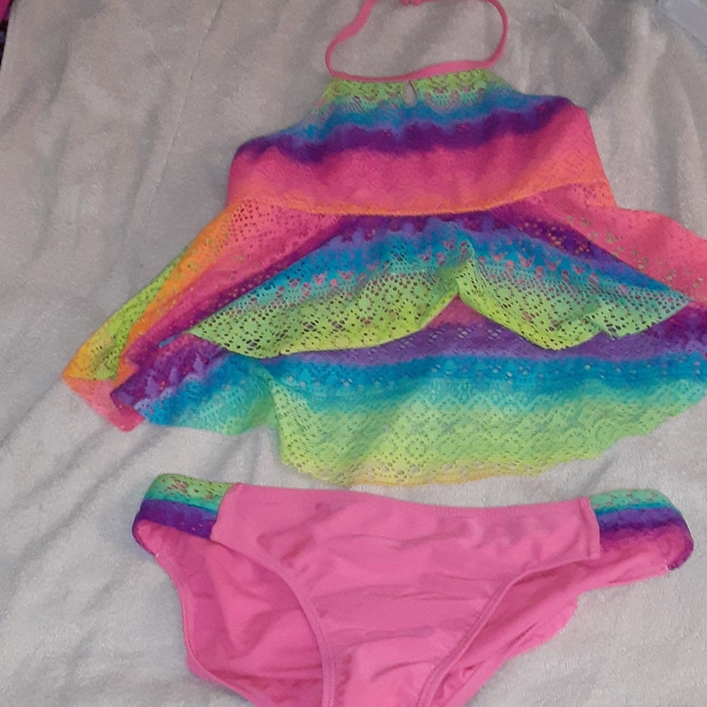 Bathing suit